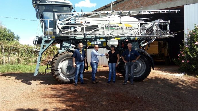 Máquinas adquiridas em eventos foram entregues pela Coopermil