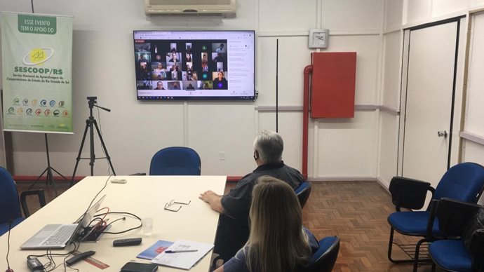 Turma do Programa Aprendiz Cooperativo do Campo da inicia suas atividades