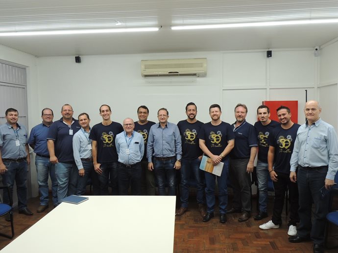 Cooperativa Coagrisol realiza visita à Coopermil