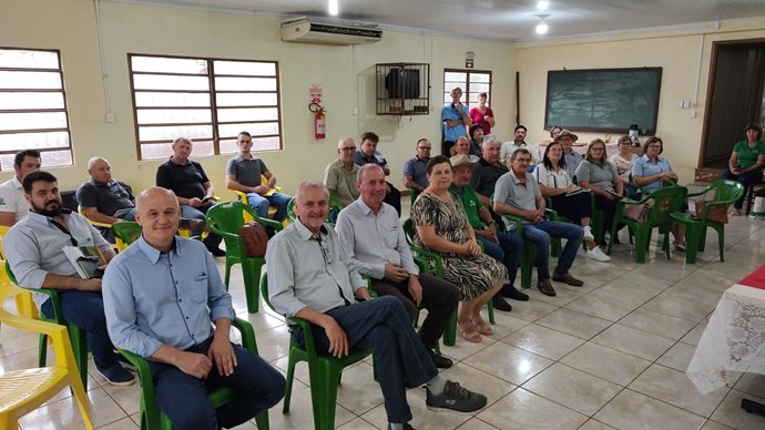 Coopermil realiza entrega de valor oriundo do Programa Biodiesel para Sindicatos dos Trabalhadores Rurais da região