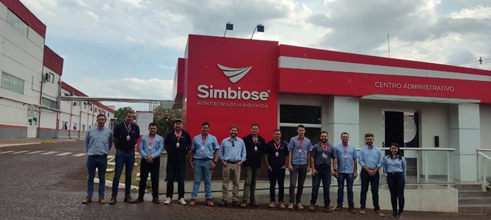 Coopermil realiza visita à fábrica da Simbiose, empresa líder em biotecnologia