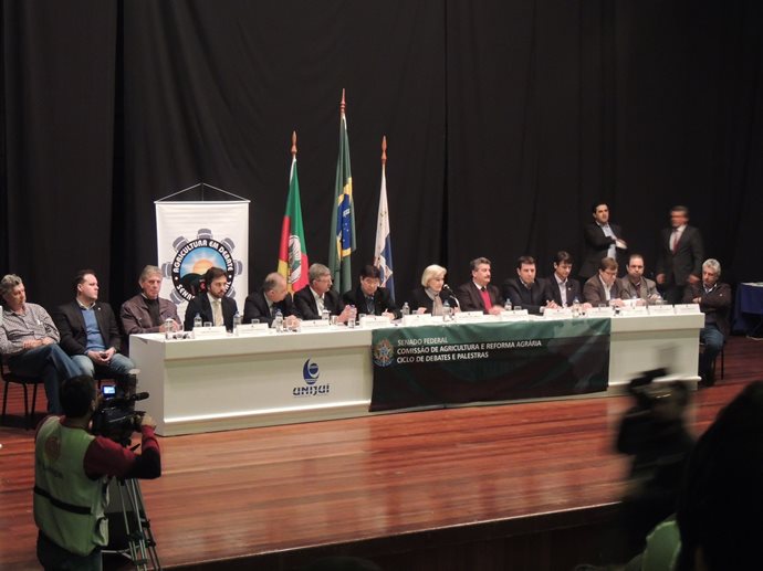 Audiência pública debateu o Mercado do Leite em Ijuí