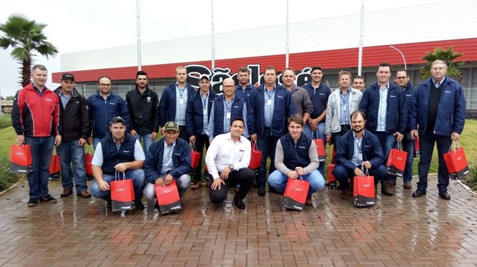 Coopermil visitou  a São José Industrial